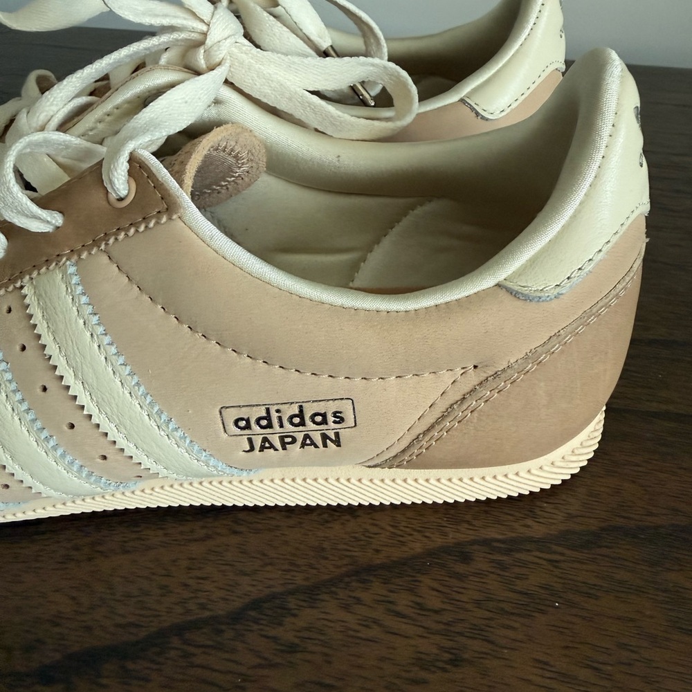Adidas Beige Sneakers - Picture 2 of 4